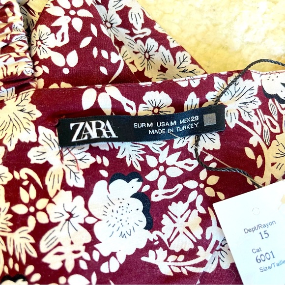 Zara Floral Crop Top Bralette Oversized Buckle Smocked Sleeveless Red White Sz M - Picture 6 of 8